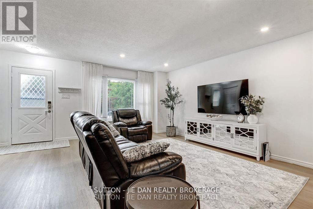 55 Constable Court, London North, Ontario  N6G 3N7 - Photo 8 - X12973108