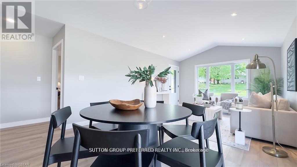 230 Beech Street, Central Huron, Ontario  N0M 1L0 - Photo 13 - X12973110