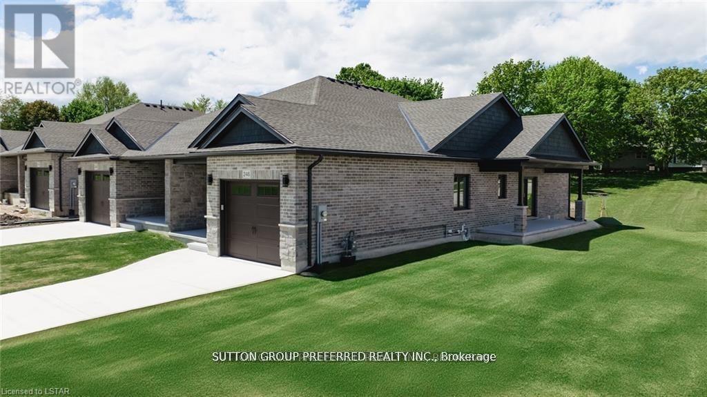 230 Beech Street, Central Huron, Ontario  N0M 1L0 - Photo 2 - X12973110