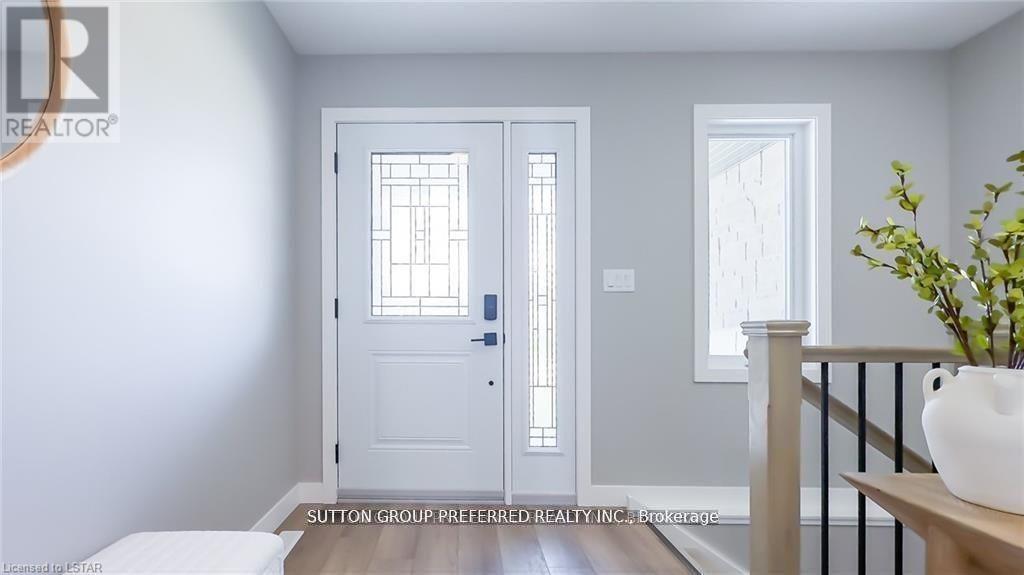 230 Beech Street, Central Huron, Ontario  N0M 1L0 - Photo 3 - X12973110