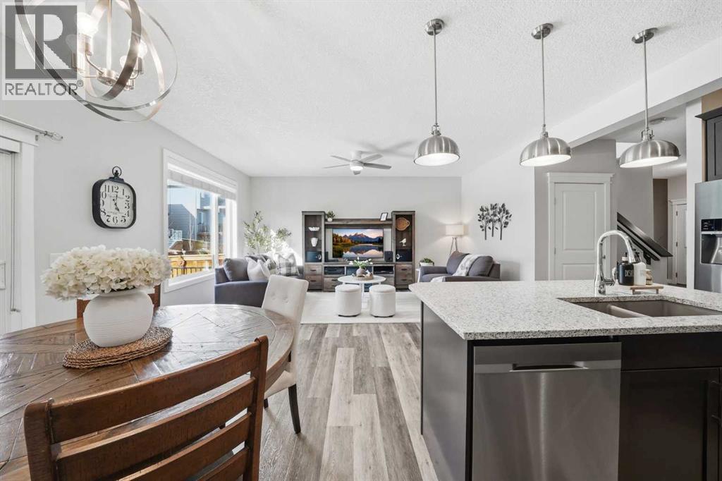 141 Willow Park, Cochrane, Alberta  T4C 2N3 - Photo 11 - A2299821