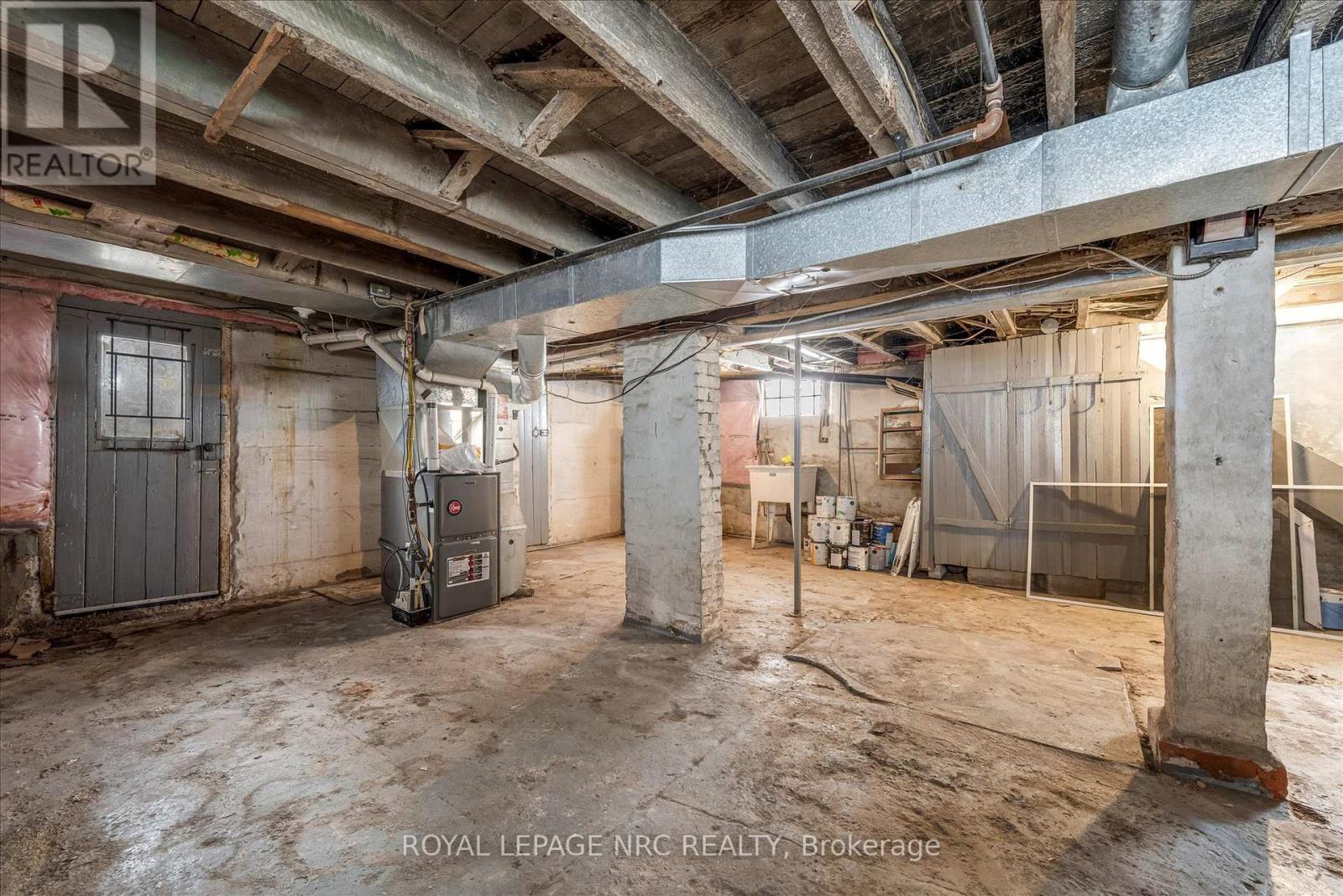 4878 Stamford Street, Niagara Falls, Ontario  L2E 1M1 - Photo 36 - X12833418