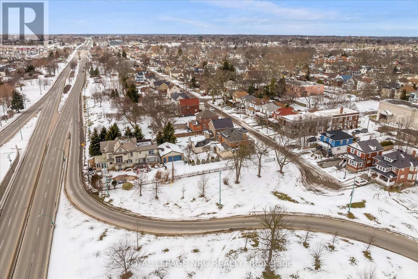 4878 Stamford Street, Niagara Falls, Ontario  L2E 1M1 - Photo 46 - X12833418