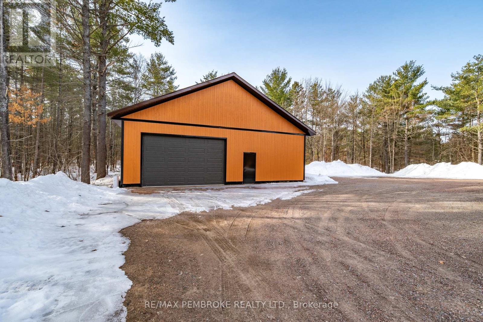 1034 Rantz Road, Petawawa, Ontario  K8H 2W8 - Photo 34 - X12973160