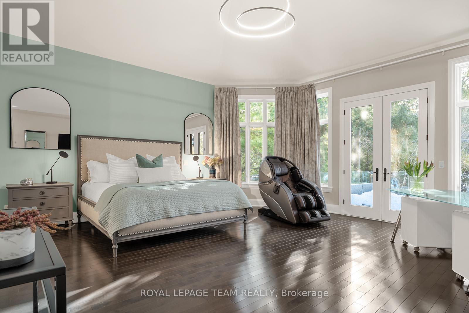 77 Placel Road, Ottawa, Ontario  K1L 5B9 - Photo 15 - X12972920