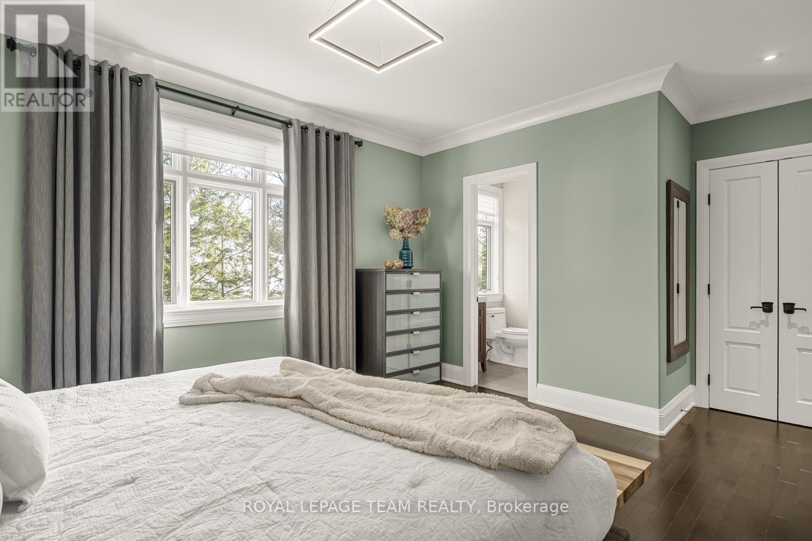 77 Placel Road, Ottawa, Ontario  K1L 5B9 - Photo 20 - X12972920