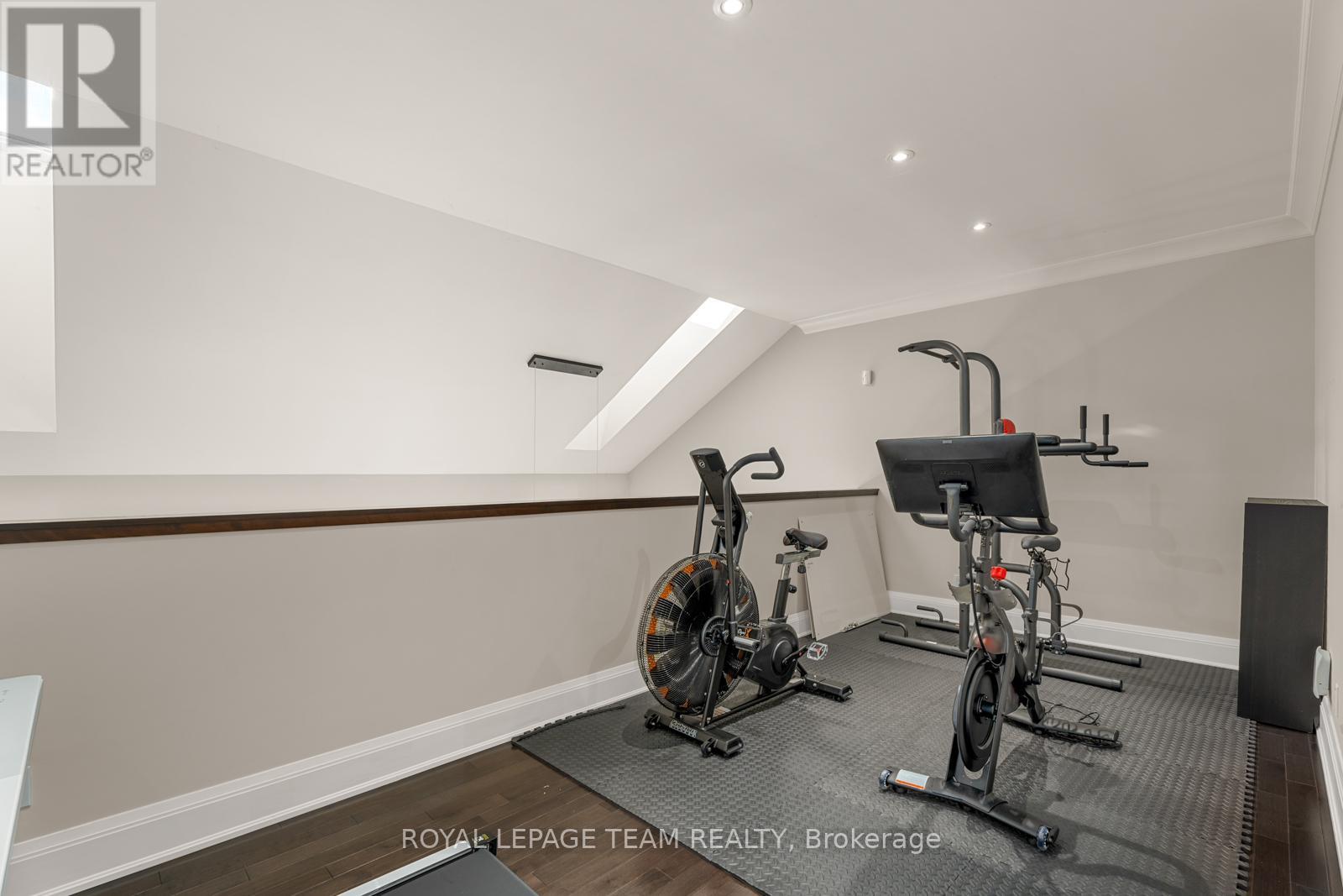 77 Placel Road, Ottawa, Ontario  K1L 5B9 - Photo 26 - X12972920