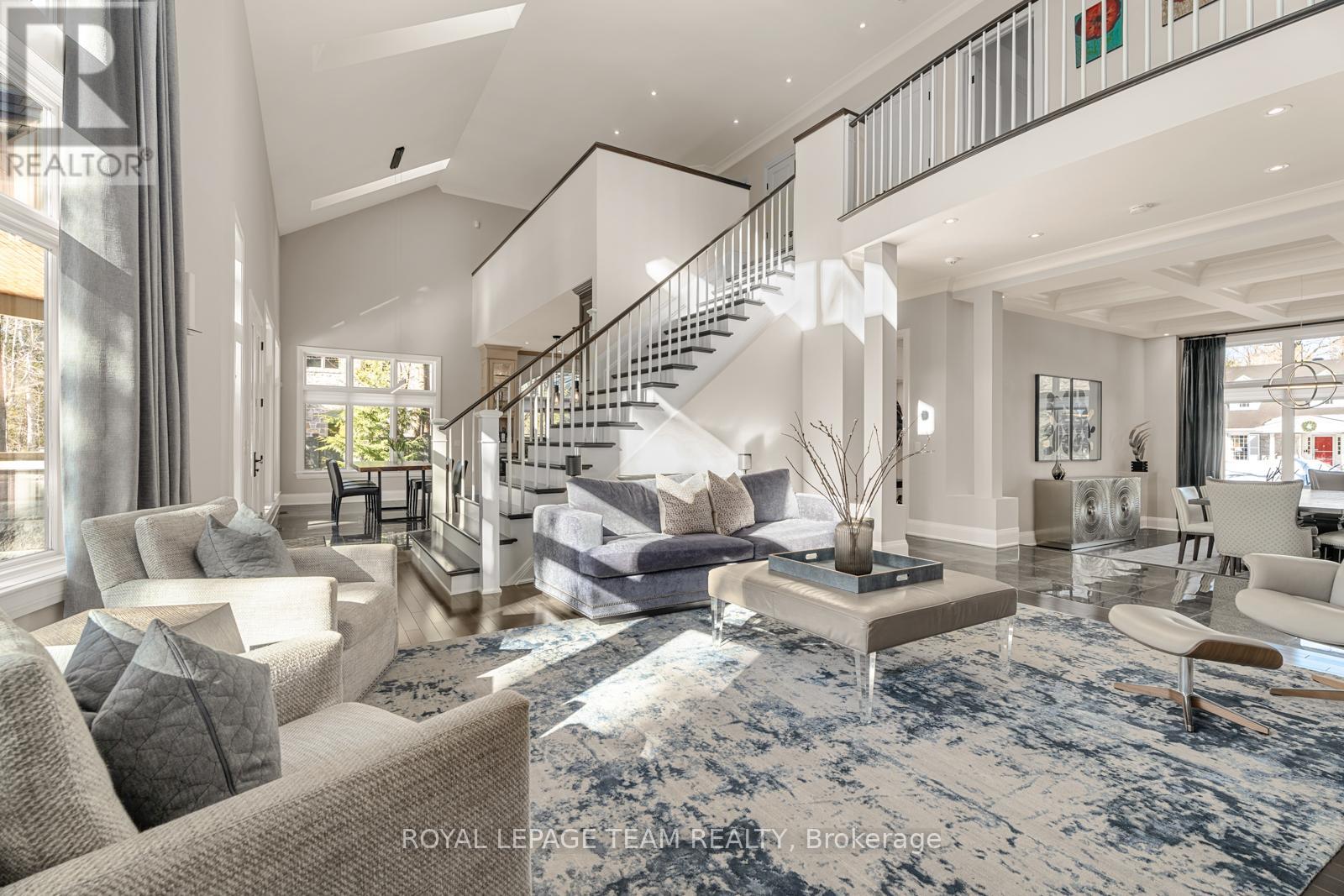 77 Placel Road, Ottawa, Ontario  K1L 5B9 - Photo 6 - X12972920