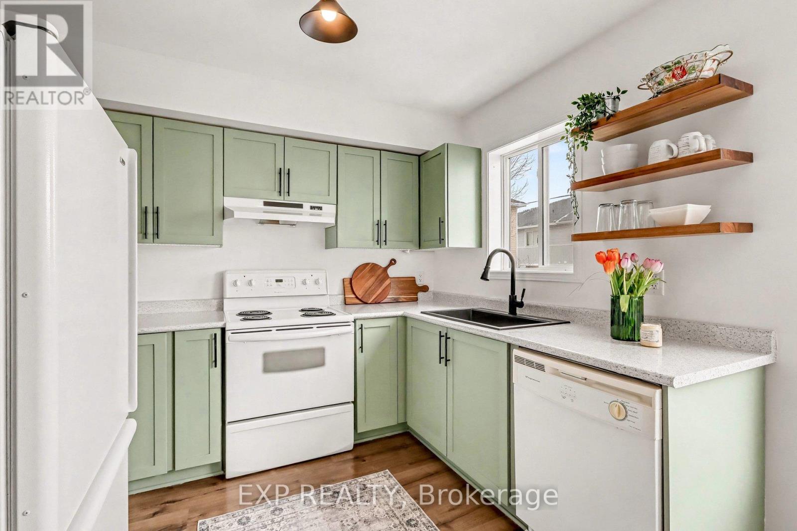 211 Gershwin Private, Ottawa, Ontario  K2H 1G6 - Photo 16 - X12972936