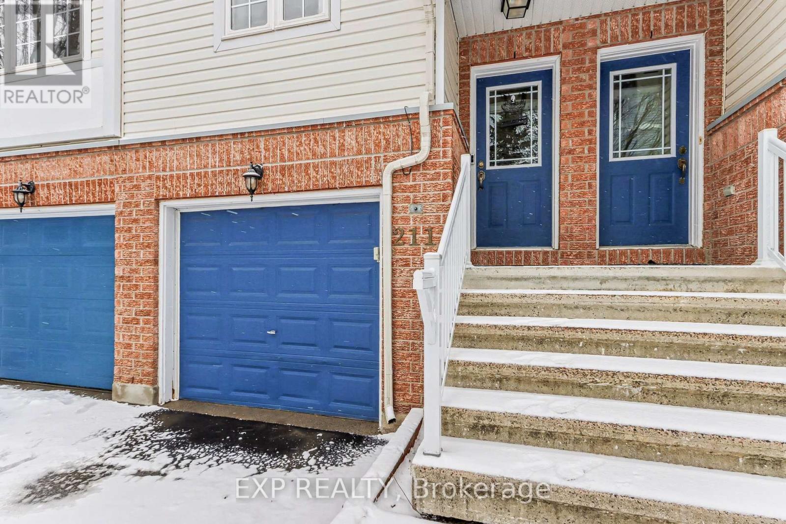 211 Gershwin Private, Ottawa, Ontario  K2H 1G6 - Photo 2 - X12972936