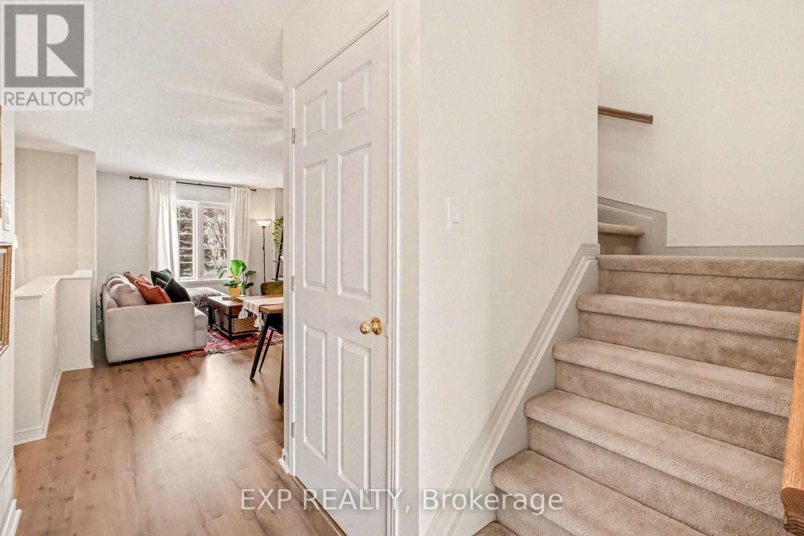 211 Gershwin Private, Ottawa, Ontario  K2H 1G6 - Photo 5 - X12972936