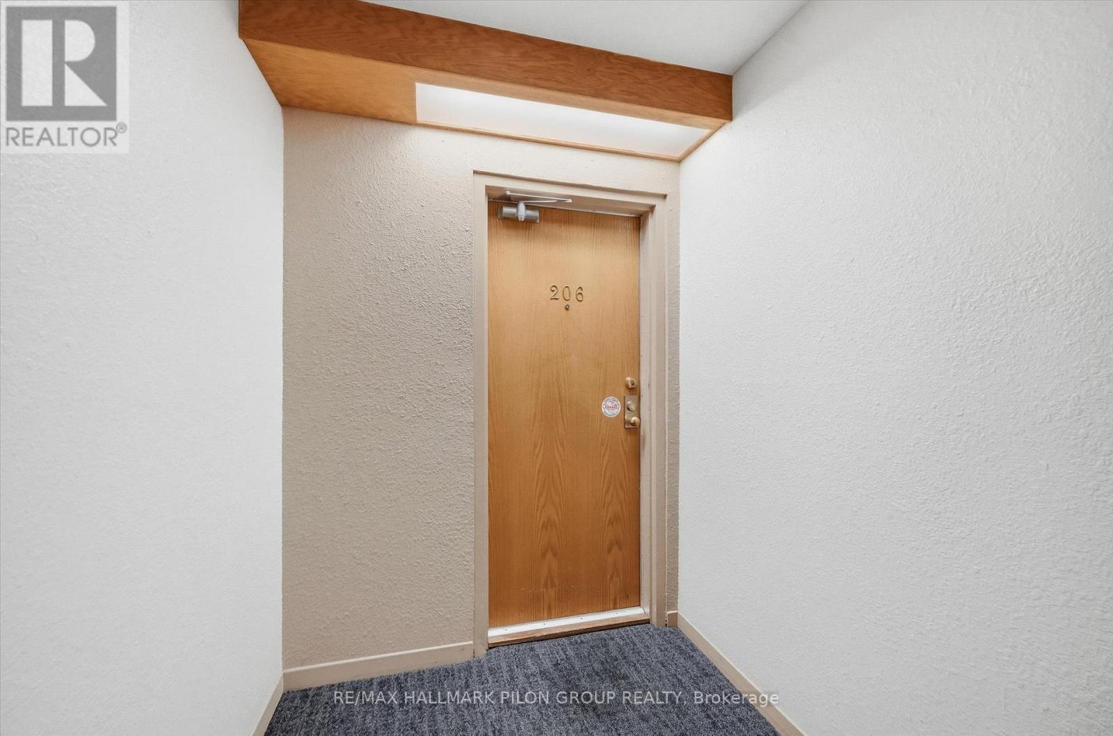 206 - 316 Savard Avenue, Ottawa, Ontario  K1L 7S2 - Photo 15 - X12972962