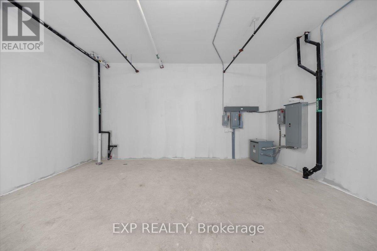 105 - 3600 Brian Coburn Boulevard, Ottawa, Ontario  K4A 5T8 - Photo 7 - X12973042