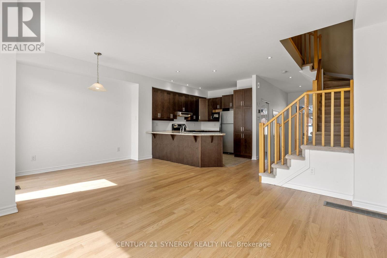 430 Foxhall Way, Ottawa, Ontario  K2M 0G1 - Photo 11 - X12973050