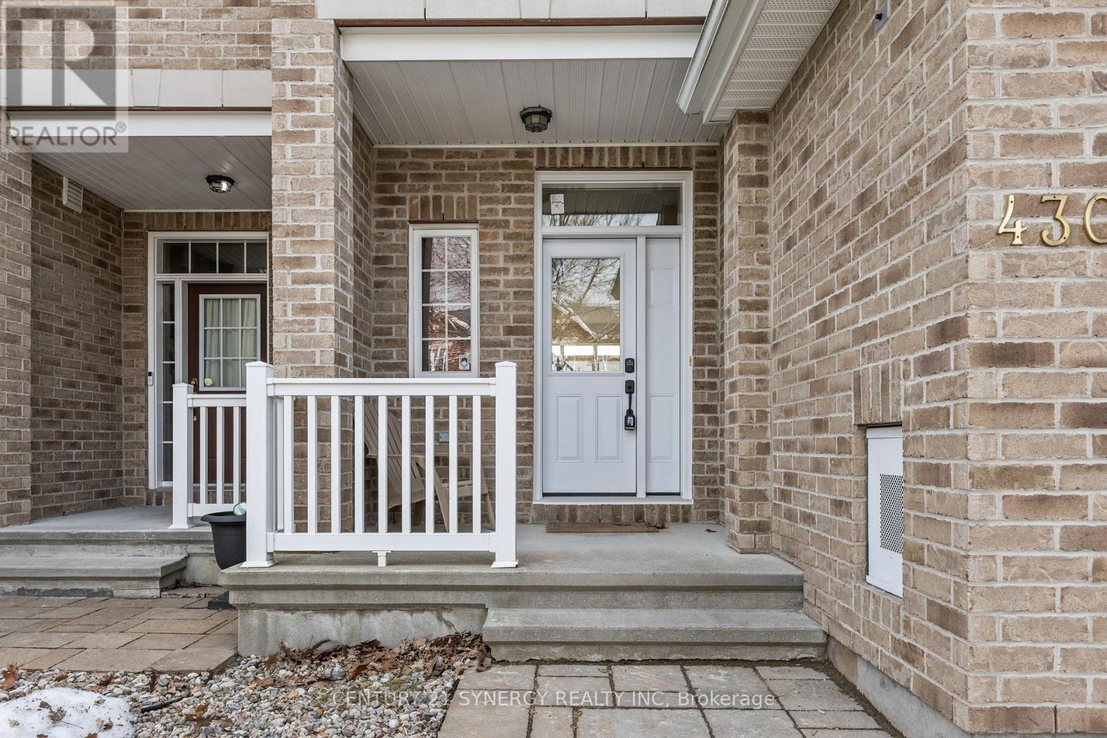 430 Foxhall Way, Ottawa, Ontario  K2M 0G1 - Photo 3 - X12973050