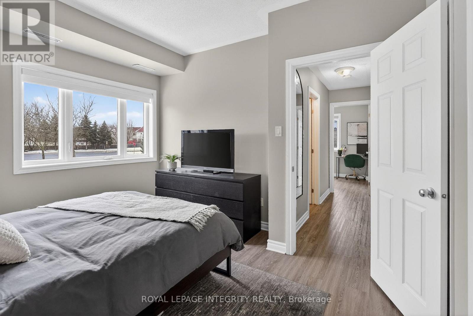 E - 156 Waterbridge Drive, Ottawa, Ontario  K2G 7C6 - Photo 17 - X12973136