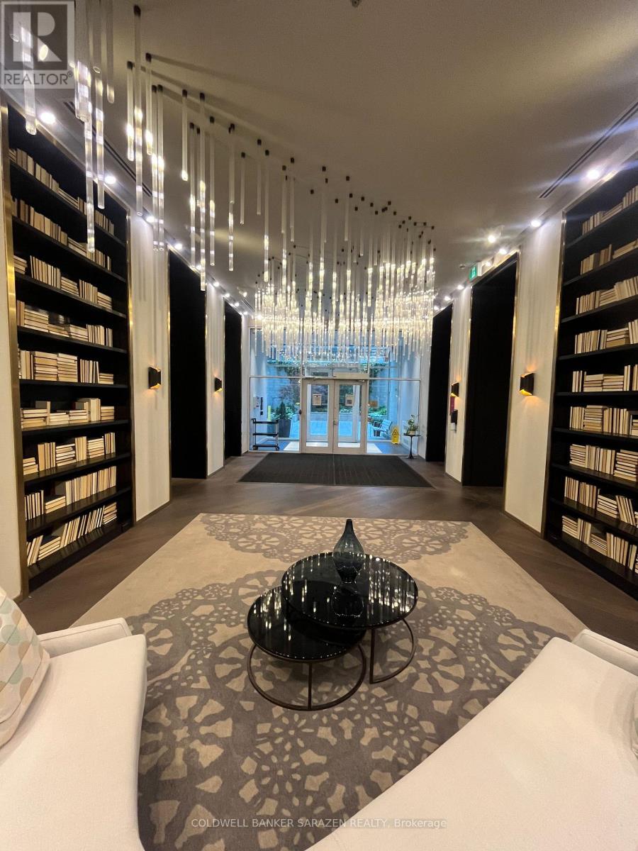 1501 - 428 Sparks Street, Ottawa, Ontario  K1R 0B3 - Photo 2 - X12973152