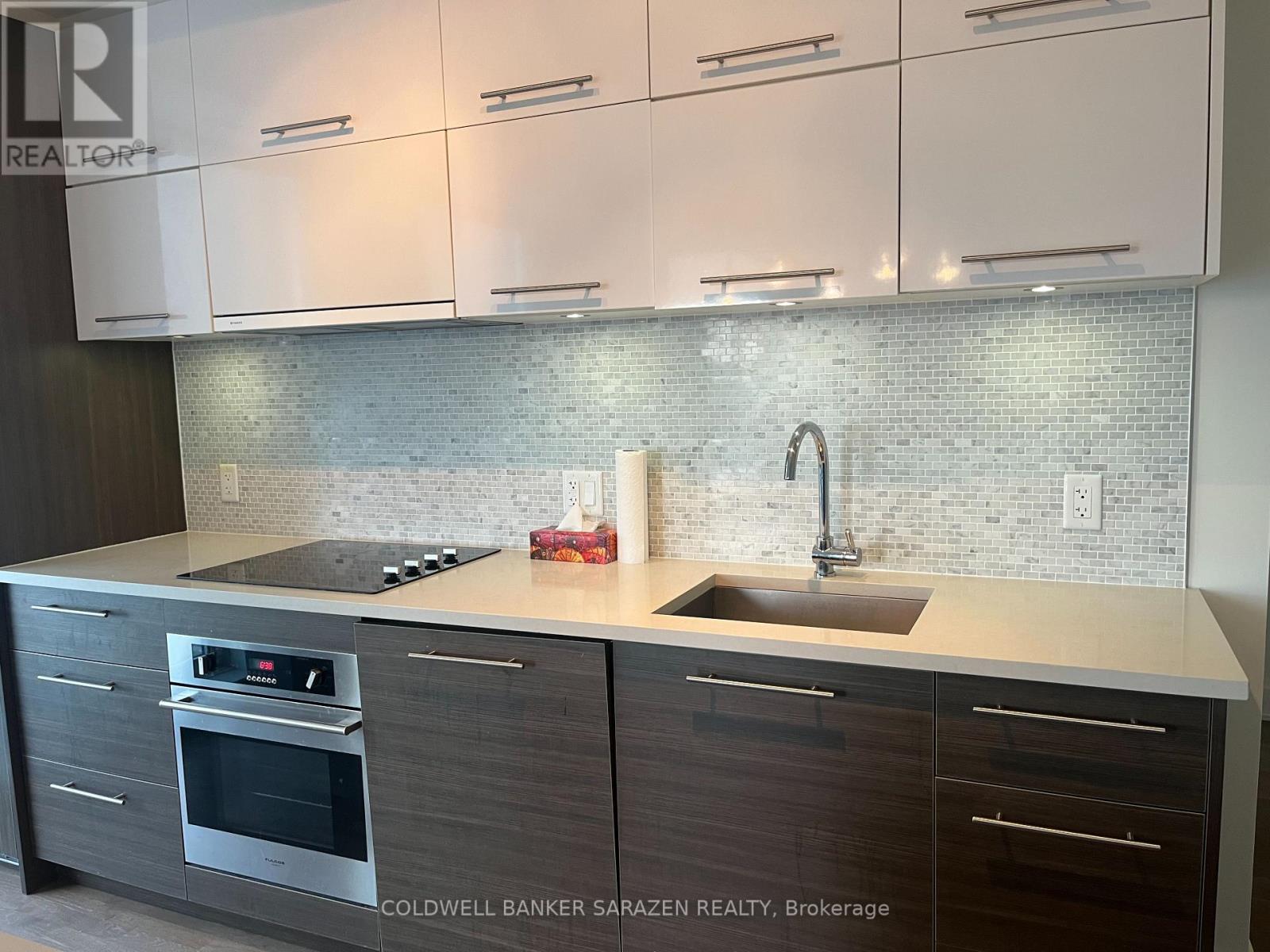 1501 - 428 Sparks Street, Ottawa, Ontario  K1R 0B3 - Photo 5 - X12973152