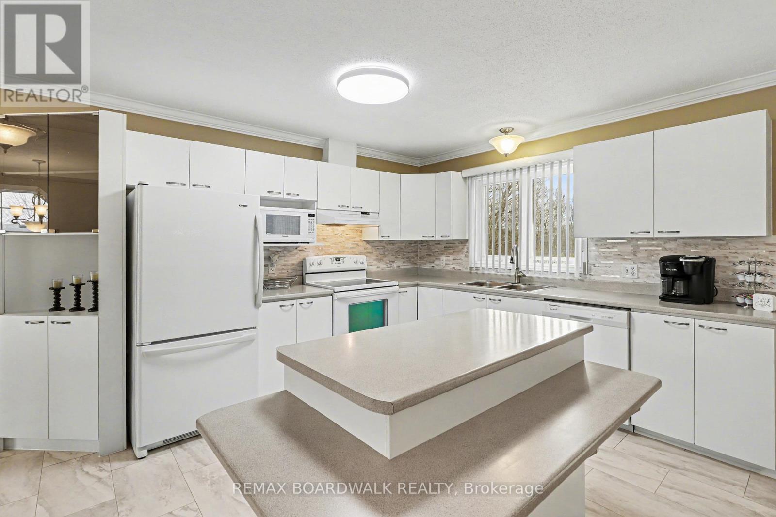 12 Sauve Terrace, Casselman, Ontario  K0A 1M0 - Photo 7 - X12973178