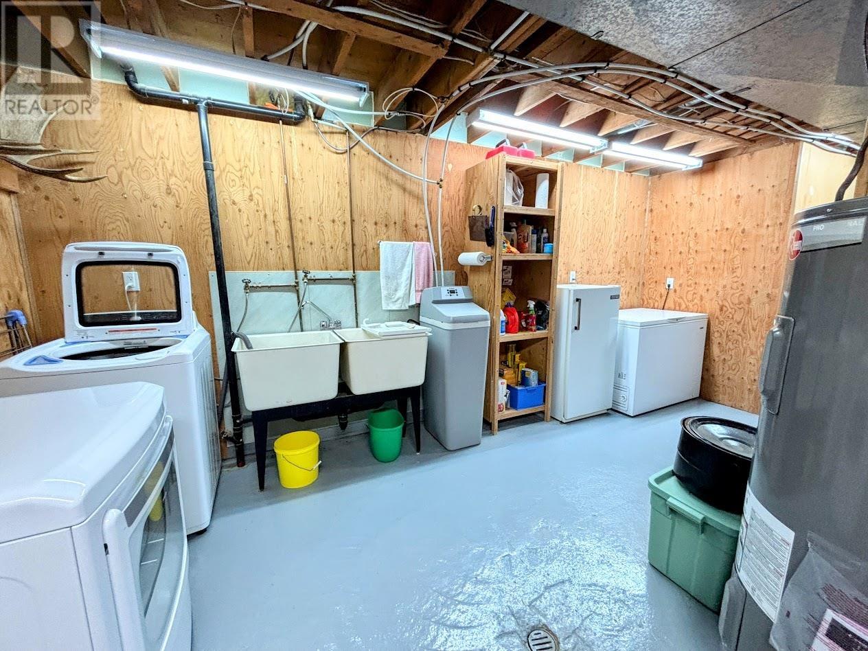 48 Redwing Ave, Manitouwadge, Ontario  P0T 2C0 - Photo 27 - TB2600650