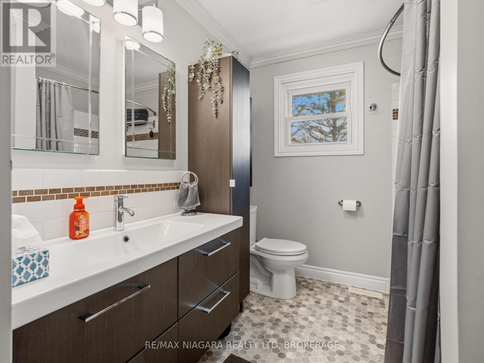 883 Ridge Road N, Fort Erie, Ontario  L0S 1N0 - Photo 19 - X12972946