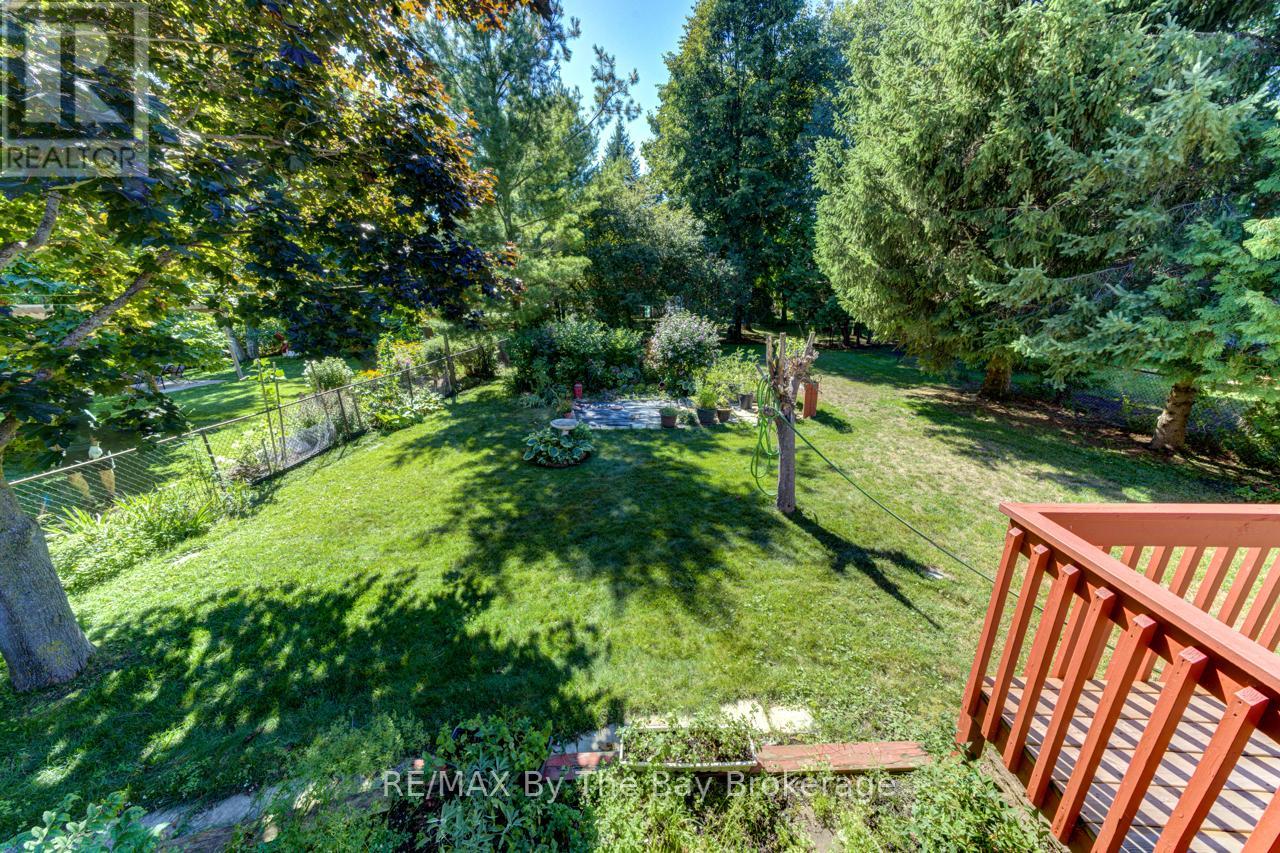 26 Timberland Crescent, Wasaga Beach, Ontario L9Z 1G7 - Photo 24 - S12973102