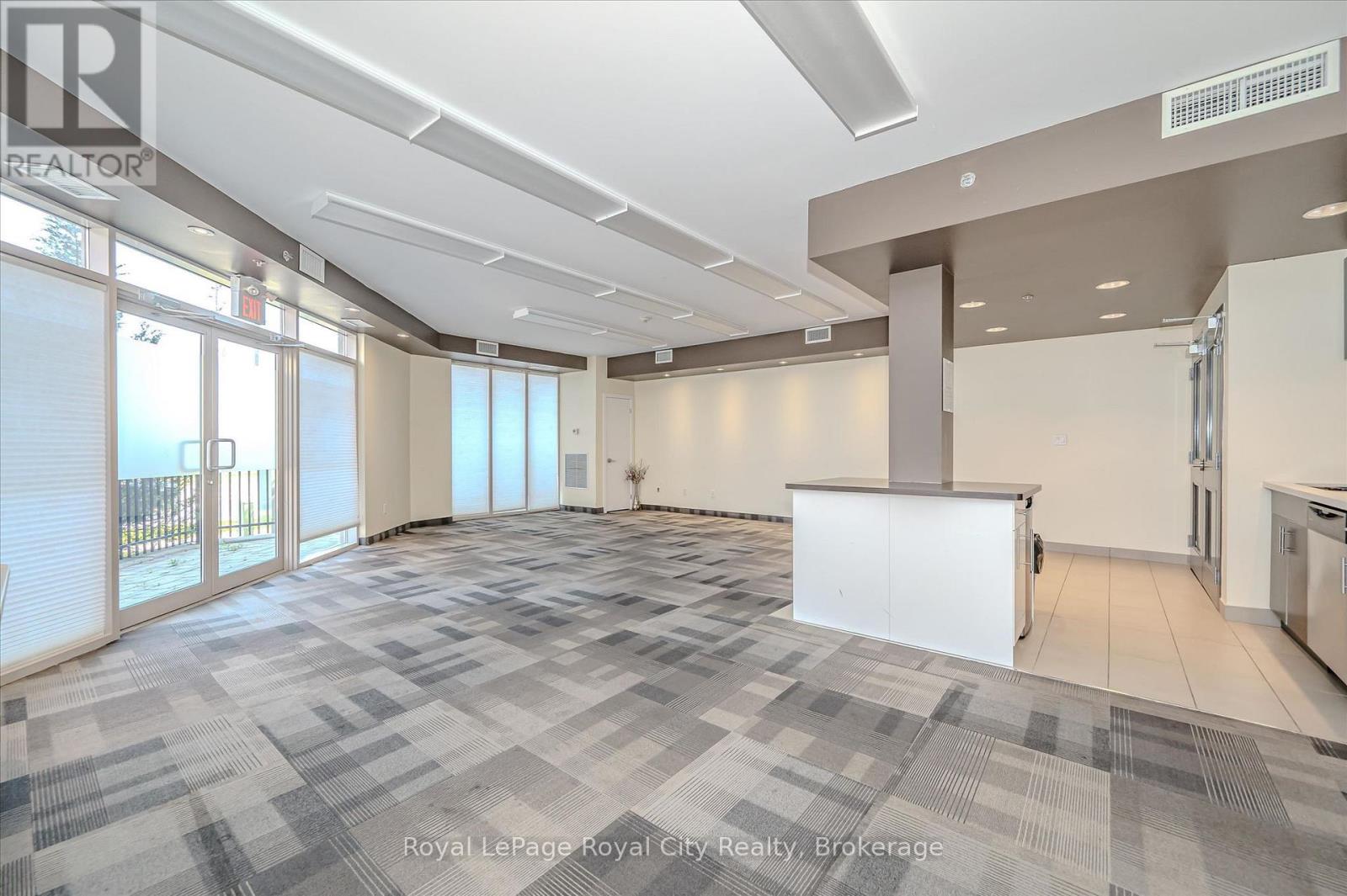 221 - 5317 Upper Middle Road, Burlington, Ontario L7L 0G8 - Photo 29 - W12973126