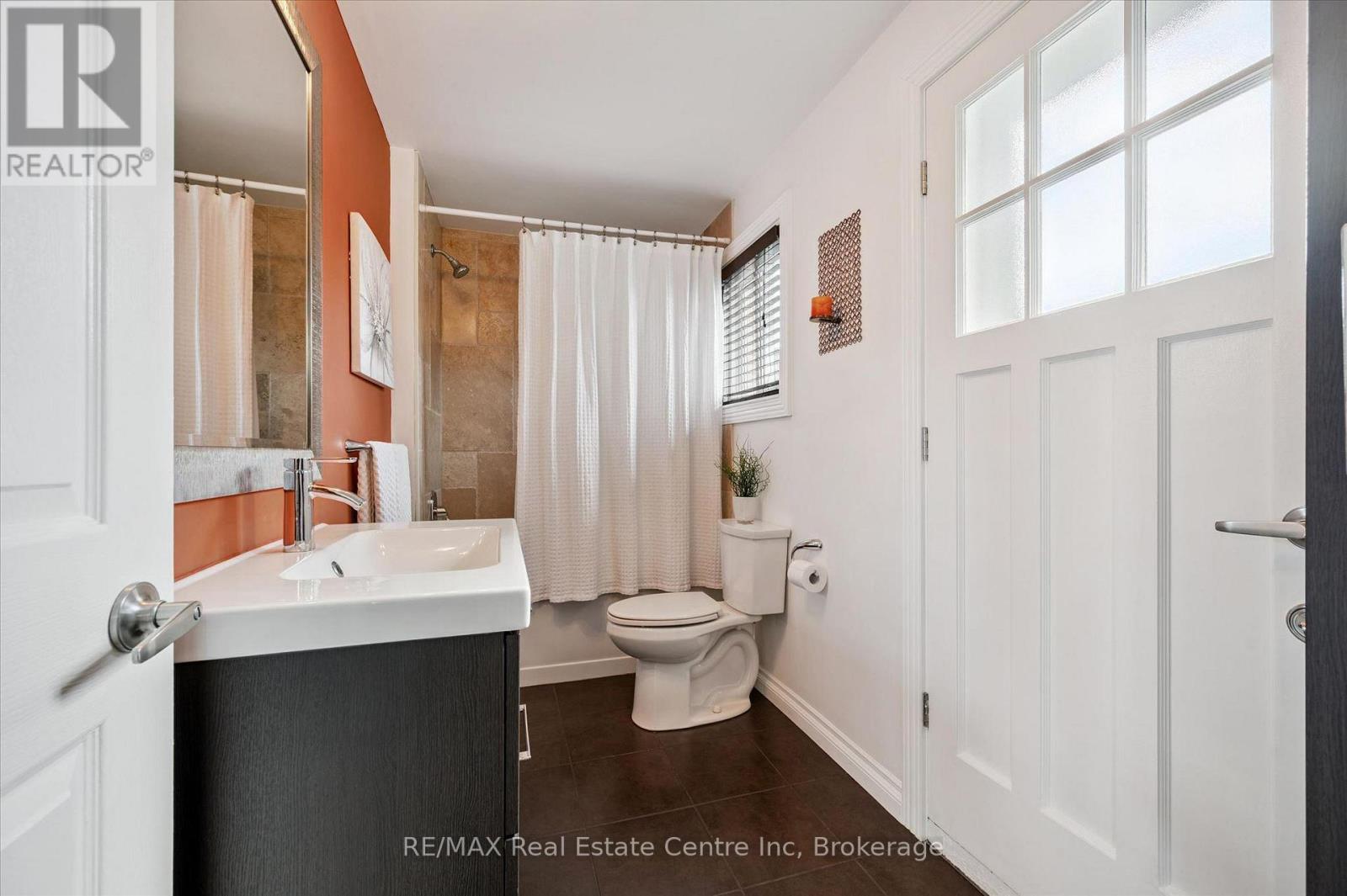 67 Sunnylea Crescent, Guelph (General Hospital), Ontario  N1E 1W3 - Photo 15 - X12973046