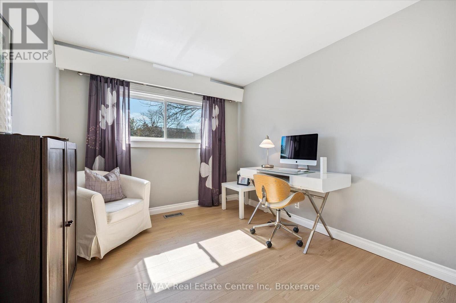 67 Sunnylea Crescent, Guelph (General Hospital), Ontario  N1E 1W3 - Photo 21 - X12973046