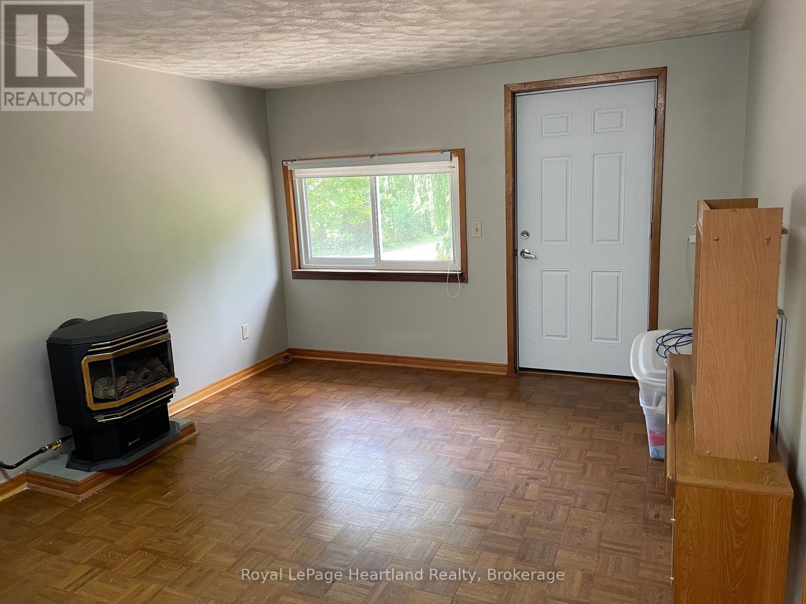 902 White Cedar Dr. - 35791 Bayfield River Road, Central Huron, Ontario  N0M 1G0 - Photo 4 - X12973186