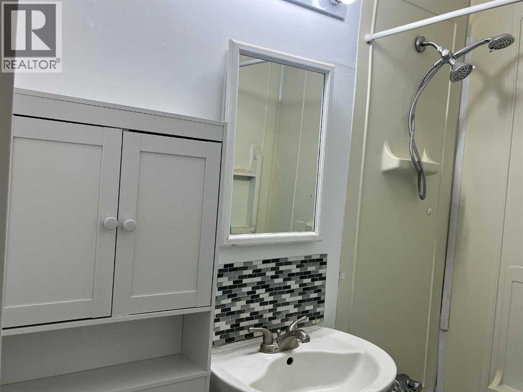 10104 99 Street, High Level, Alberta  T0H 1Z0 - Photo 10 - A2278774