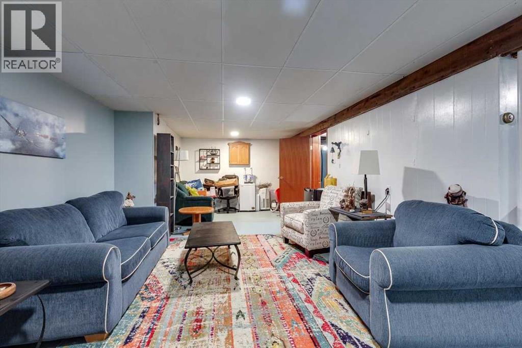 334078 Range Road 241, Rural Kneehill County, Alberta  T0M 2C0 - Photo 25 - A2288095