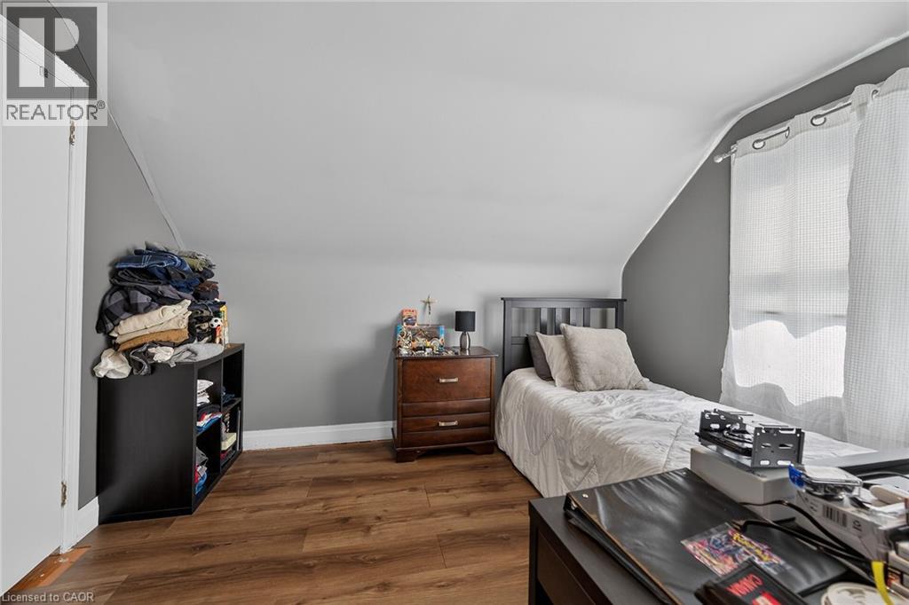 22 Marion Place, Stoney Creek, Ontario  L8G 1R7 - Photo 23 - 40816595