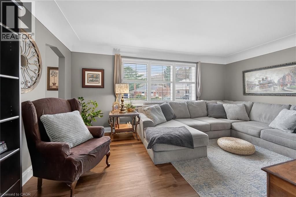 22 Marion Place, Stoney Creek, Ontario  L8G 1R7 - Photo 5 - 40816595