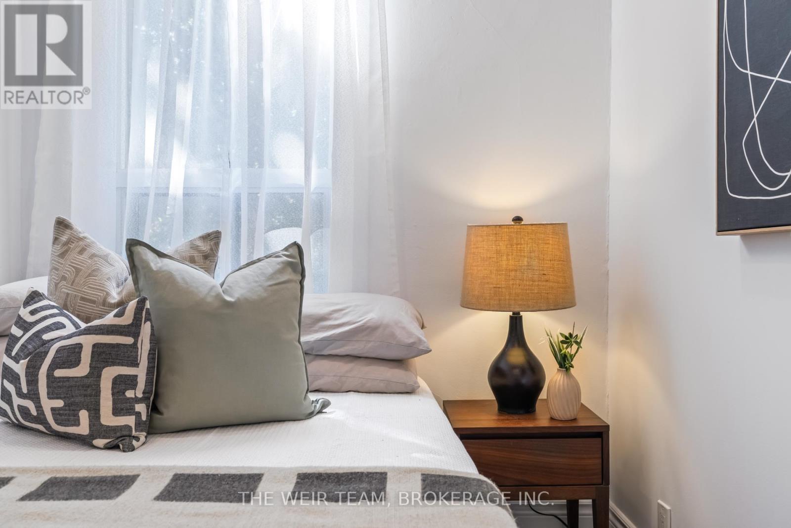 612 Woodbine Avenue, Toronto, Ontario  M4E 2J9 - Photo 17 - E12971888