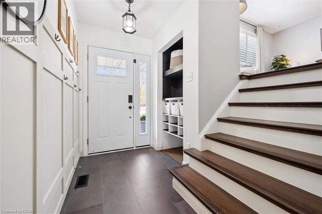 306 Daleside Place, Waterloo, Ontario  N2L 5M4 - Photo 5 - 40817861