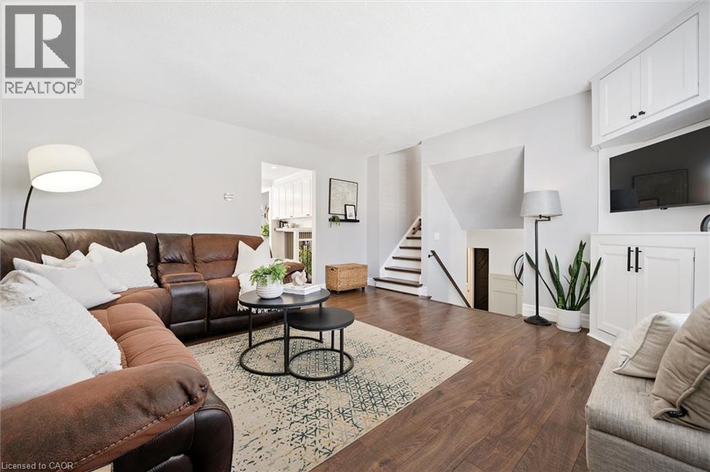 306 Daleside Place, Waterloo, Ontario  N2L 5M4 - Photo 7 - 40817861