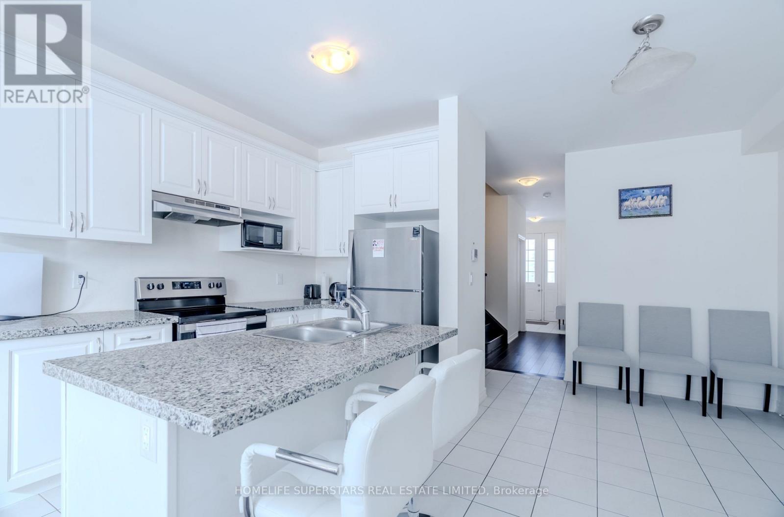 16 Gosset Road, Brampton, Ontario  L7A 0C3 - Photo 11 - W12790242