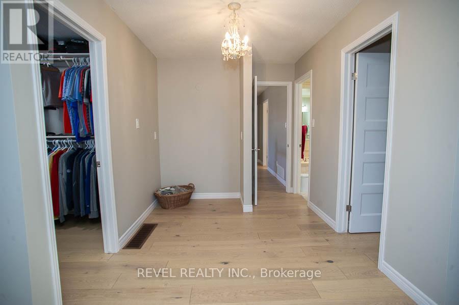 23 Scarfe Gardens, Brantford, Ontario  N3T 6B2 - Photo 26 - X12972070