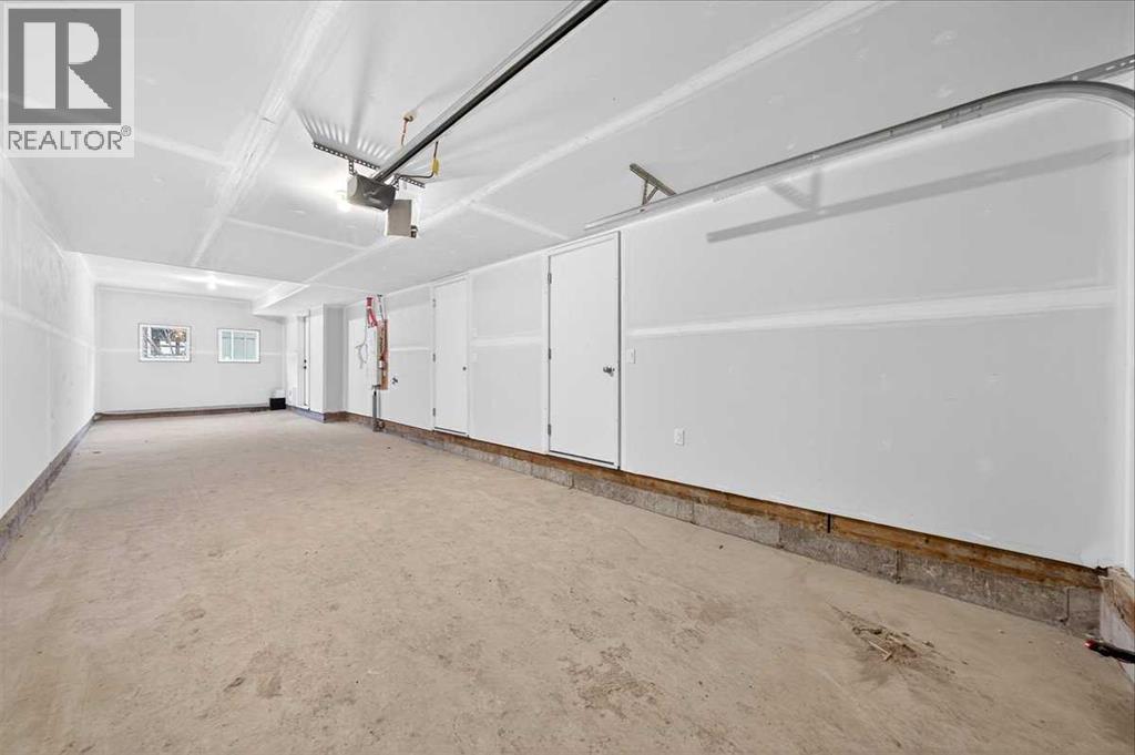 90 Heirloom Passage Se, Calgary, Alberta  T3S 0K1 - Photo 30 - A2295920