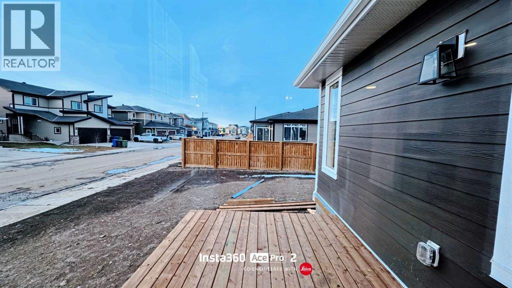 277 Waterford Way, Chestermere, Alberta  T1X 2Z6 - Photo 10 - A2296572