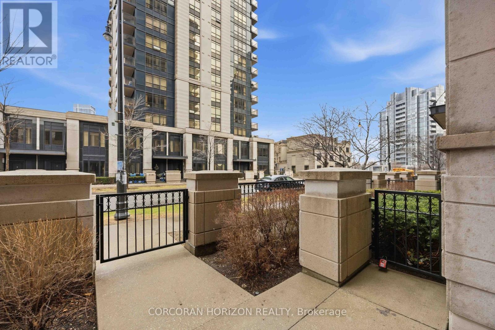 L003 - 100 Harrison Garden Boulevard, Toronto, Ontario  M2N 0C2 - Photo 31 - C12972940