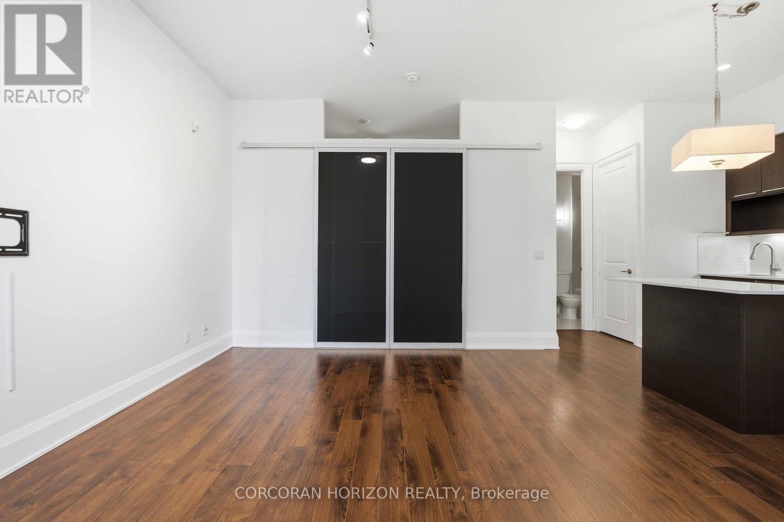 L003 - 100 Harrison Garden Boulevard, Toronto, Ontario  M2N 0C2 - Photo 4 - C12972940