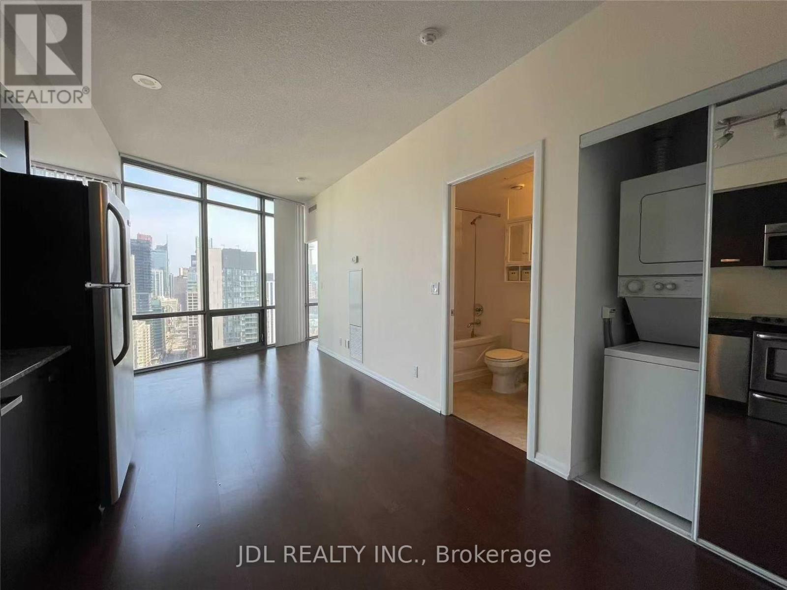 3409 - 832 Bay Street, Toronto, Ontario  M5S 1Z6 - Photo 3 - C12973138