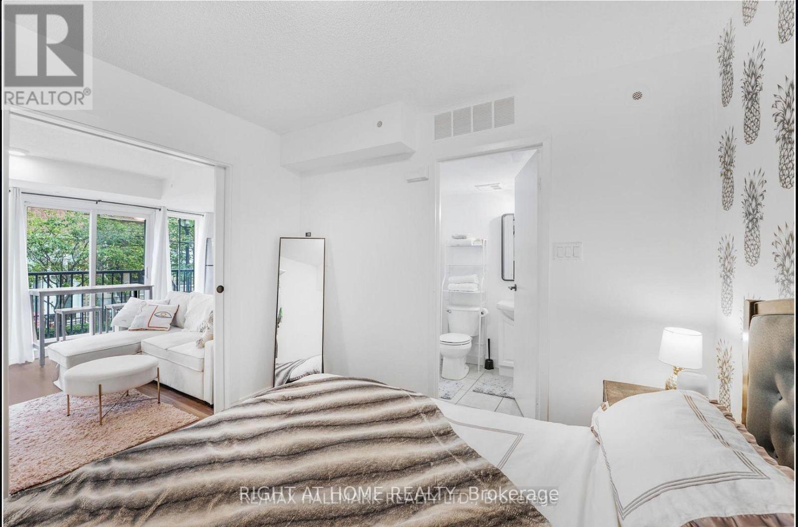 914 - 50 Western Battery Road, Toronto, Ontario  M6K 3P1 - Photo 12 - C12973148