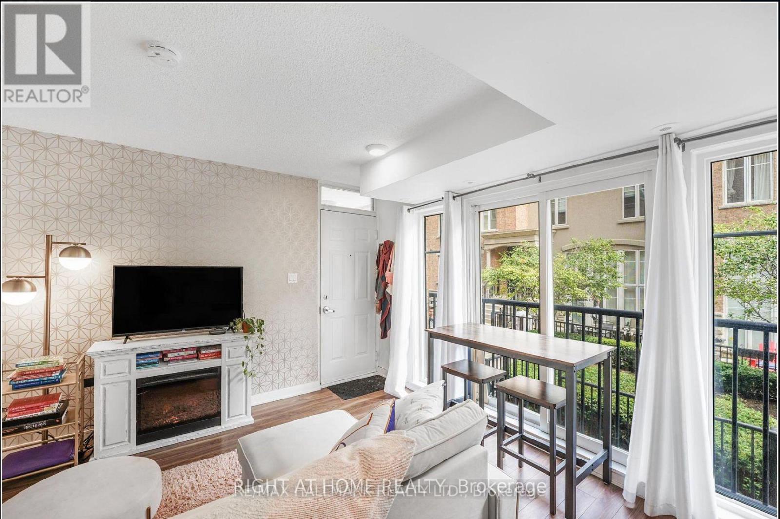 914 - 50 Western Battery Road, Toronto, Ontario  M6K 3P1 - Photo 4 - C12973148