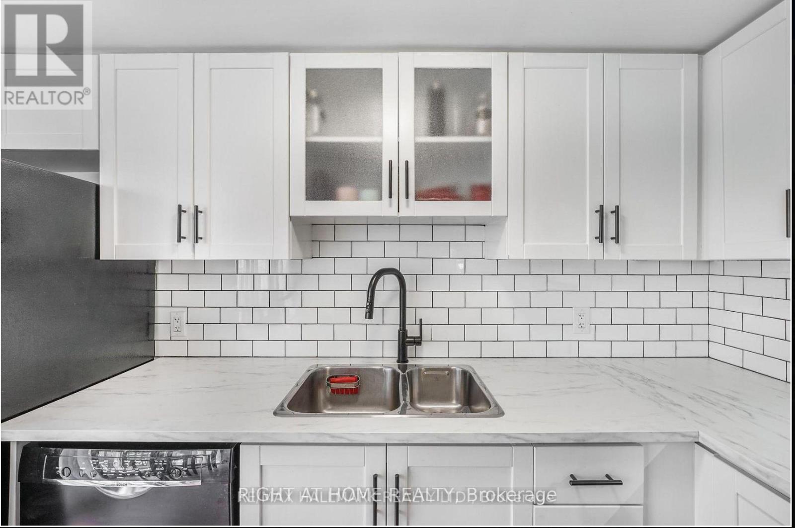 914 - 50 Western Battery Road, Toronto, Ontario  M6K 3P1 - Photo 8 - C12973148