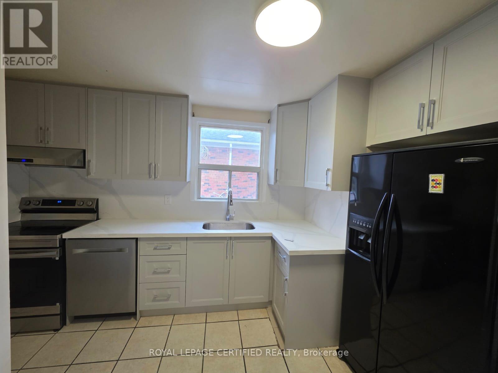 Upper - 45 Huntington Avenue, Toronto, Ontario  M1K 4K9 - Photo 4 - E12973074