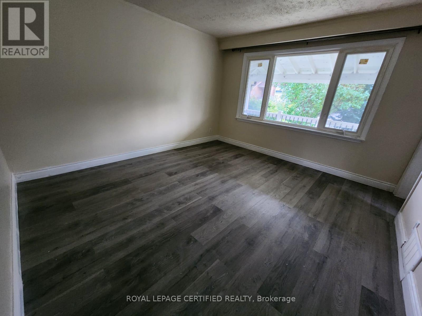 Upper - 45 Huntington Avenue, Toronto, Ontario  M1K 4K9 - Photo 9 - E12973074