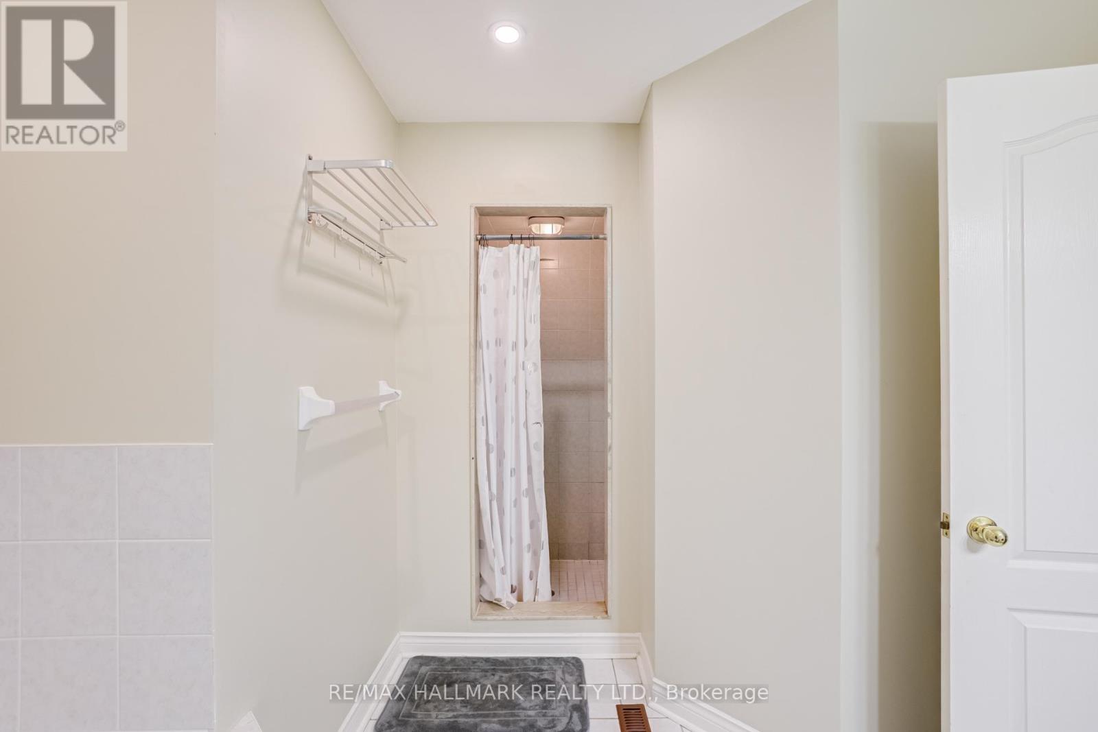 Main - 45 Oland Drive, Vaughan, Ontario  L4H 2H2 - Photo 27 - N12972916